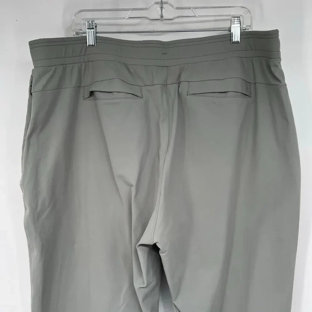 Public Rec Daymaker Pants Men's Sz 42/28 Fog Wrinkle Resistant Inner Drawstring